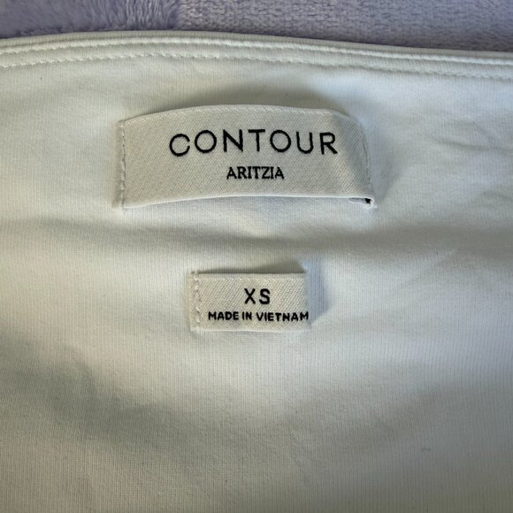 Aritzia Contour Ravish Top in Bright White - Picture 3 of 13